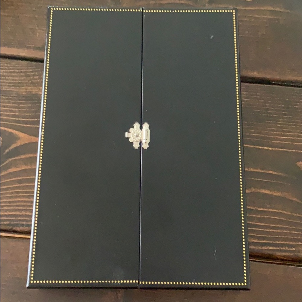 ✨Pearl Box Set - Picture 2 of 4